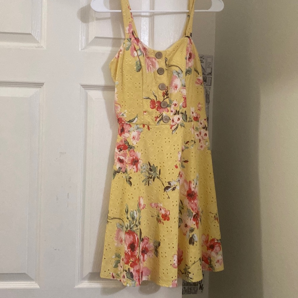 bcx floral yellow dress